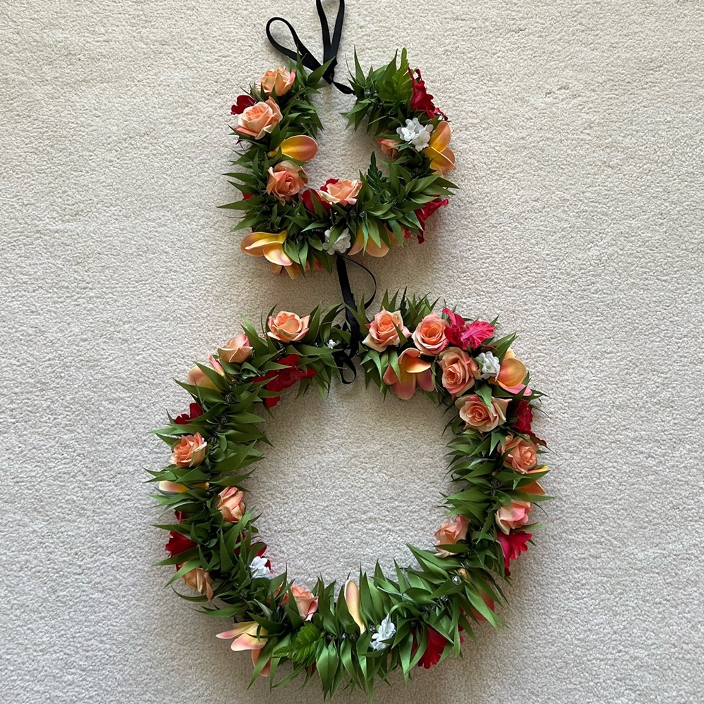 handmade faux floral lei w/ matching head lei